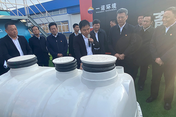 赤峰市党政考察团莅临J9集团举行旅行考察