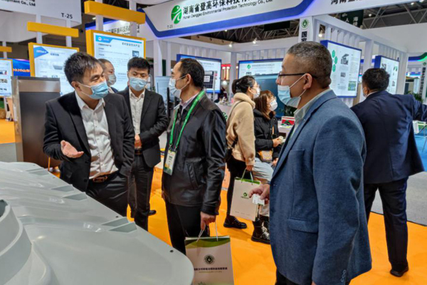 十八届农交会胜利开幕，，，J9集团情形展区备受关注