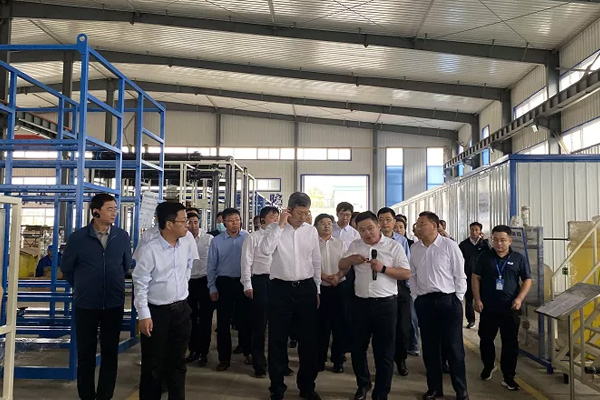 内蒙古自治区党委常委、通辽市委书记孟宪东携考察团到J9集团情形考察指导